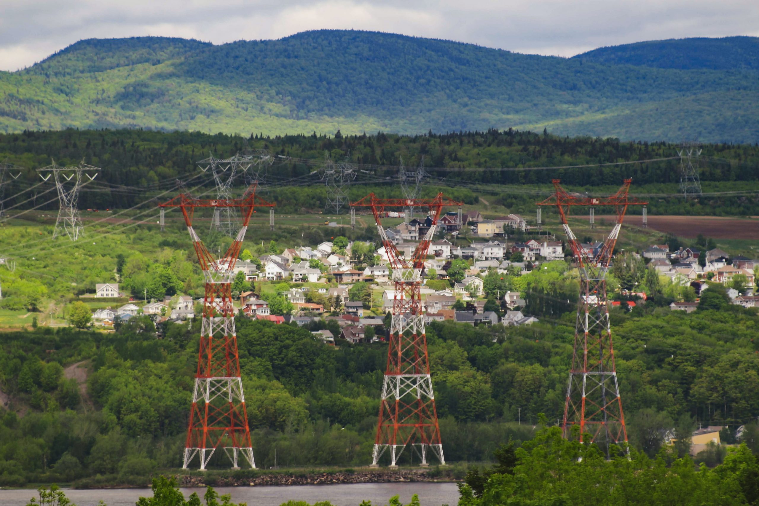 Feasibility Studies and Design of 400kV Interconnection Standardisation Project (in association with AF Consult, Switzerland)